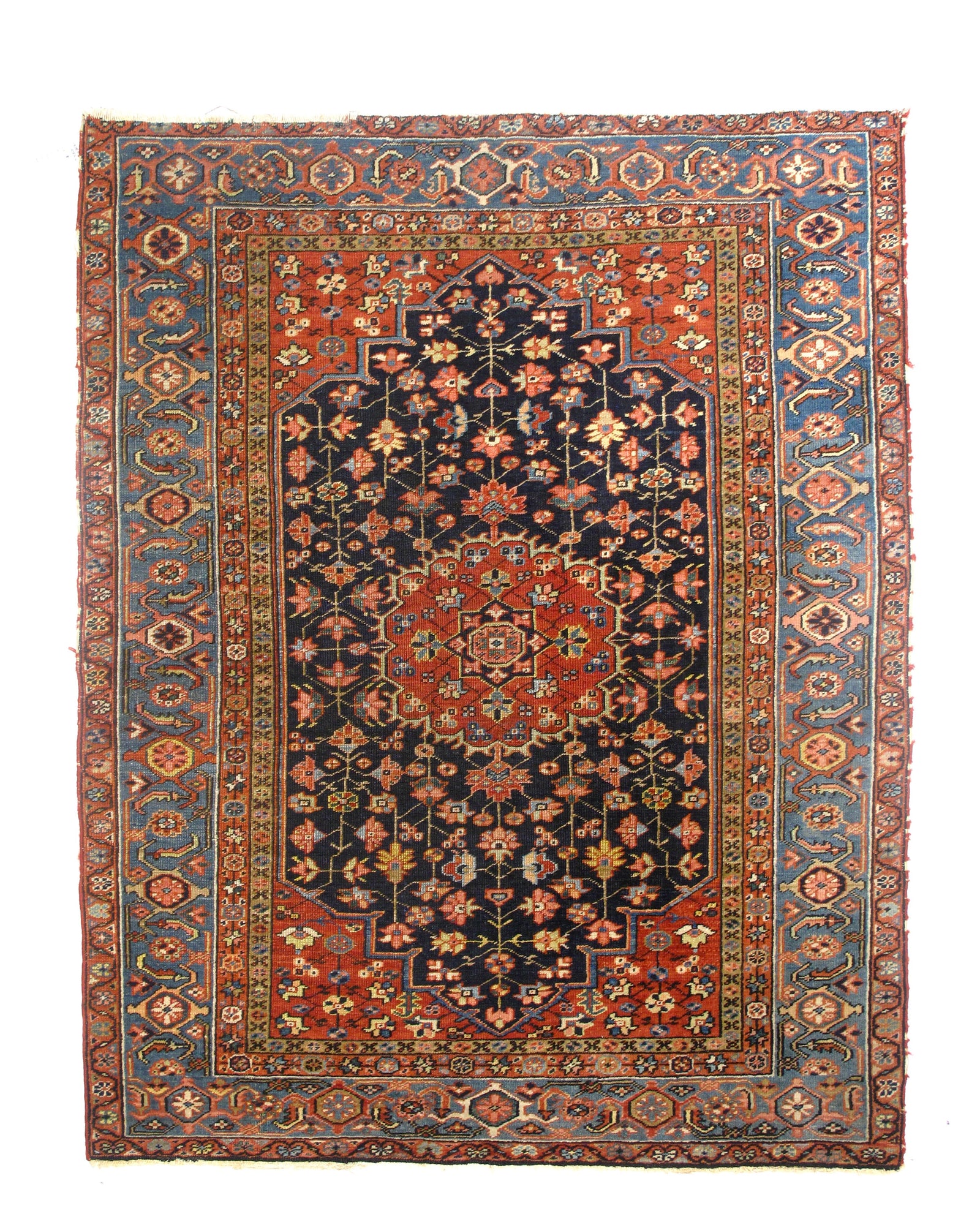 Fine Antique Persian Heriz Serapi