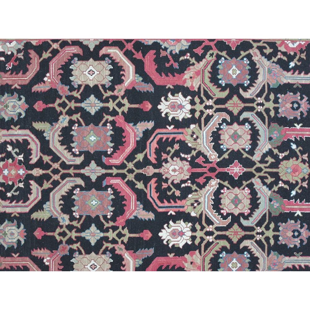 Soumak Design Hand Woven Wool Rug - 6' X 9'