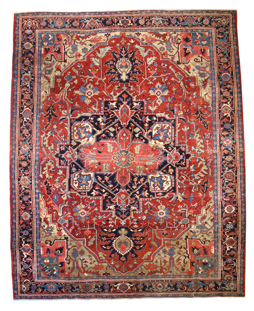 Fine Antique Persian Heriz Serapi