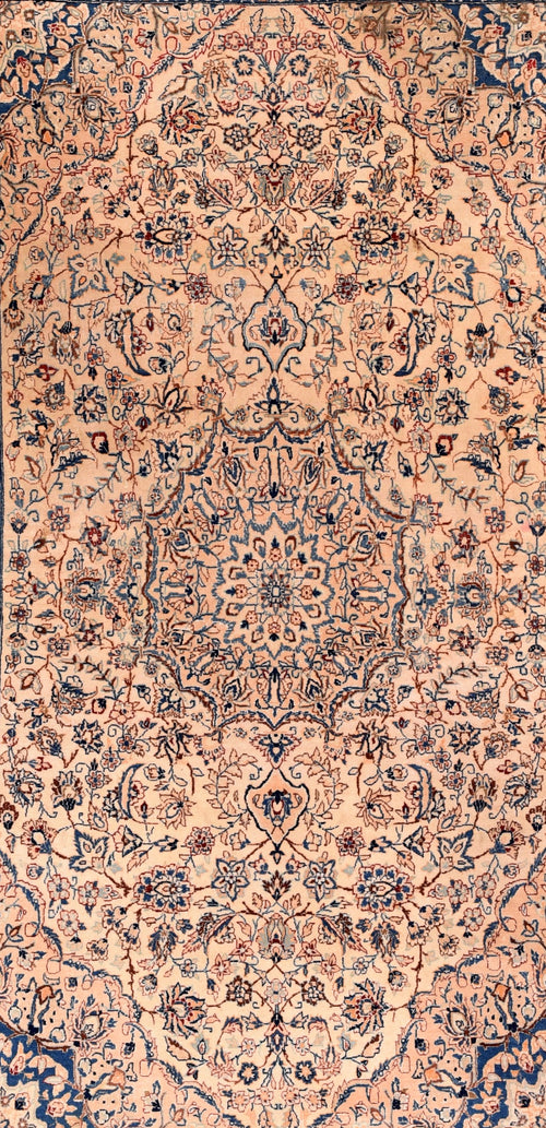 Excellent Nain Persian Area Rug