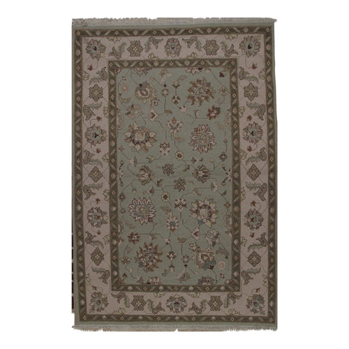 Soumak Design Hand Woven Wool Rug - 6' X 9'