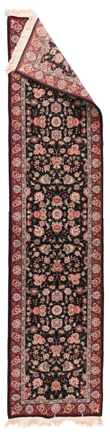 Fine Hand Made Tabriz Rug