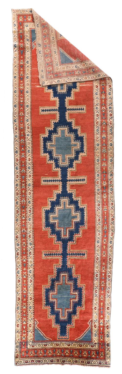 Extremely Fine Antique Persian Serapi Rug