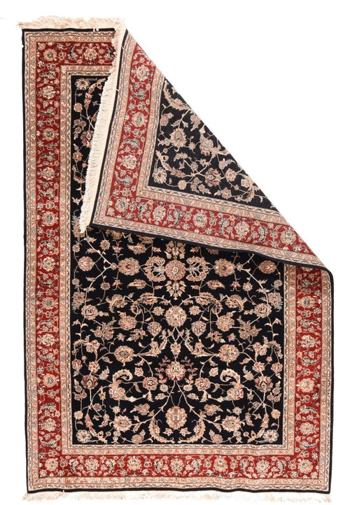 Area Rug 1673