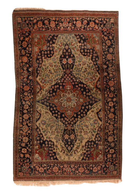 Area Rug 2211