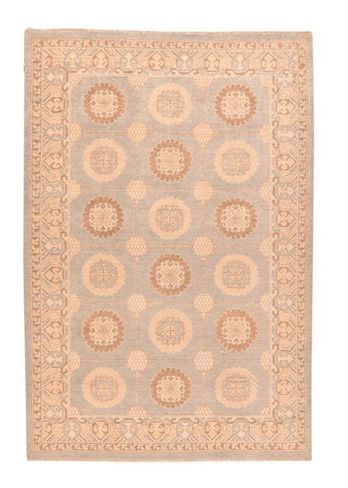 Area Rug 2215