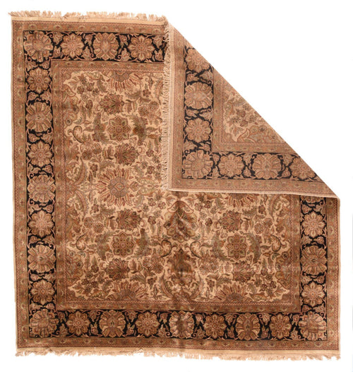 Area Rug 2646