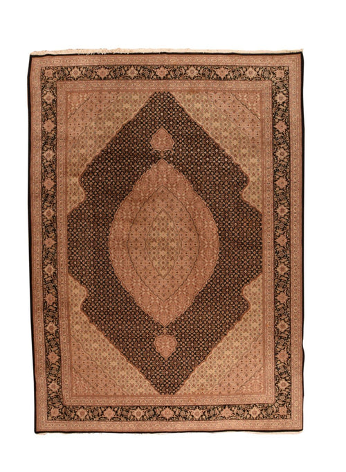 Area Rug 3180