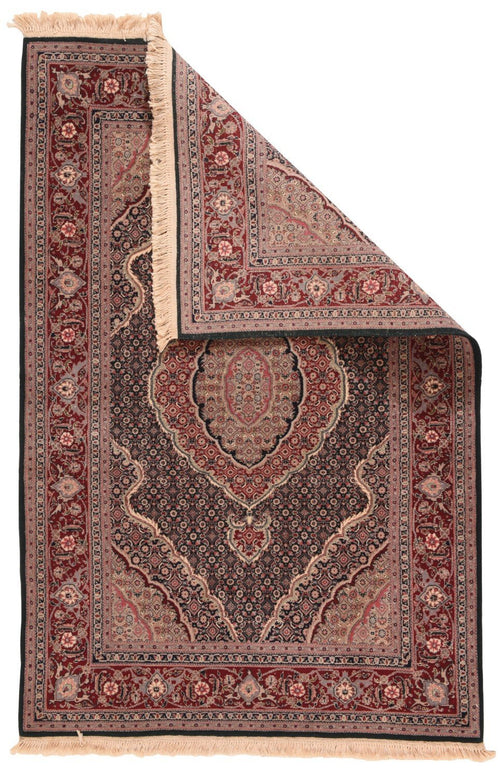 Area Rug 767