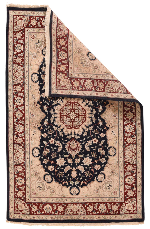 Excellent Tabriz Persian Design Pakistan Area Rug